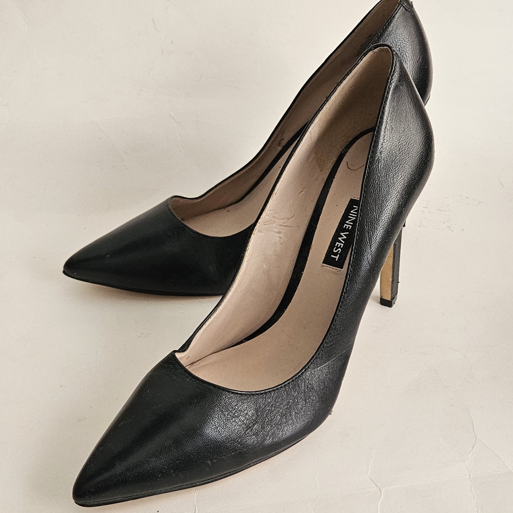 Nine West Tatiana Black Leather Pointed-Toe 4" Stiletto Pumps, Size 9M